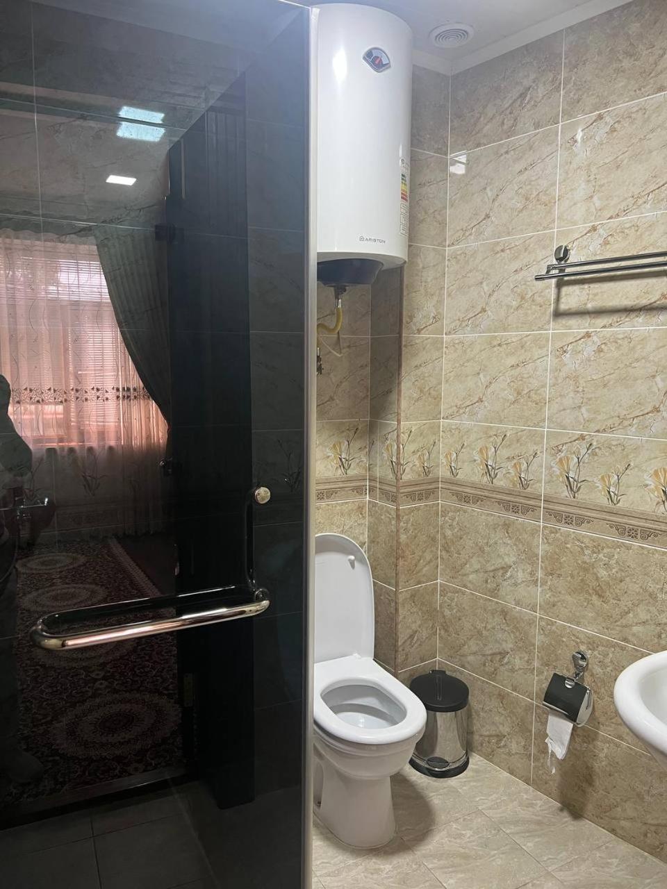 Hotel Al-Bukhory 사마르칸트 외부 사진